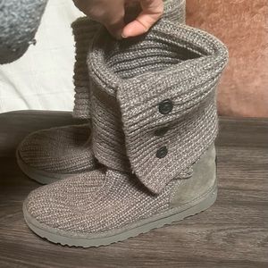 Ugg knit boots